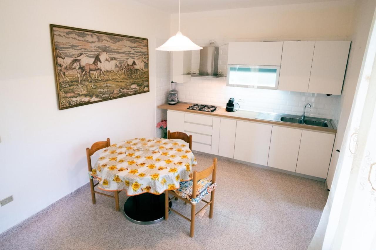 Villetta Nel Verde Ascea Eksteriør billede